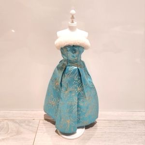 4/$20  2000 Barbie 6 Fashion Gift Pack Dress